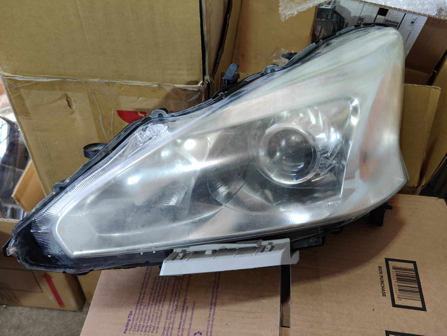 2013-2015 Nissan Altima Bi-LED Retrofit OEM Headlights